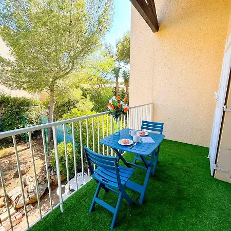 T2 Climatise Avec Acces Et Parking - Wifi Sanary-sur-Mer
