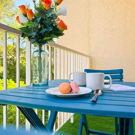 T2 - Acces - Balcon Et Parking Prive Sanary-sur-Mer